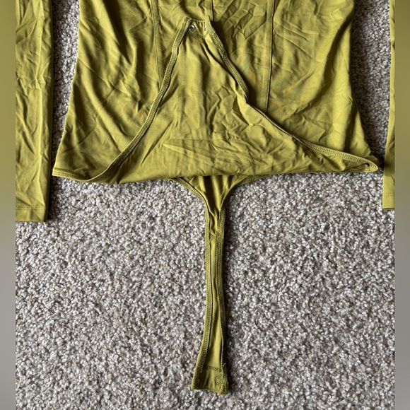 House of Harlow 1960 Large Bodysuit Long Sleeve Top Green Stretchy Boho Designer - Picture 5 of 5
